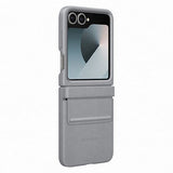 Capa Samsung em Pele para Galaxy ZFlip 6 - Cinza