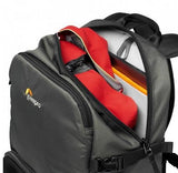 Mochila Lowepro Truckee BP 250 LP37237 - Preto