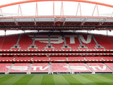 Pack Presente Odisseias - Sport Lisboa e Benfica | Tour ao Estádio & Museu + Cachecóis