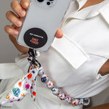 Cordão para Smartphone Emily in Paris - Branco / Padrão Rosas e Croissants