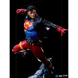 Figura Art Scale 1/10 DC Comics: Super Boy - Iron Studios